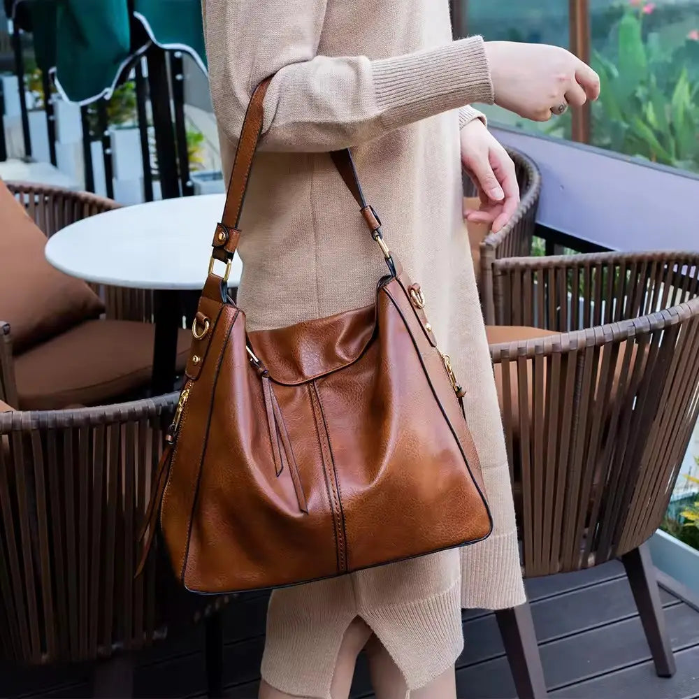 Luxury leather anti-theft hobo-style handbag + free small wallet