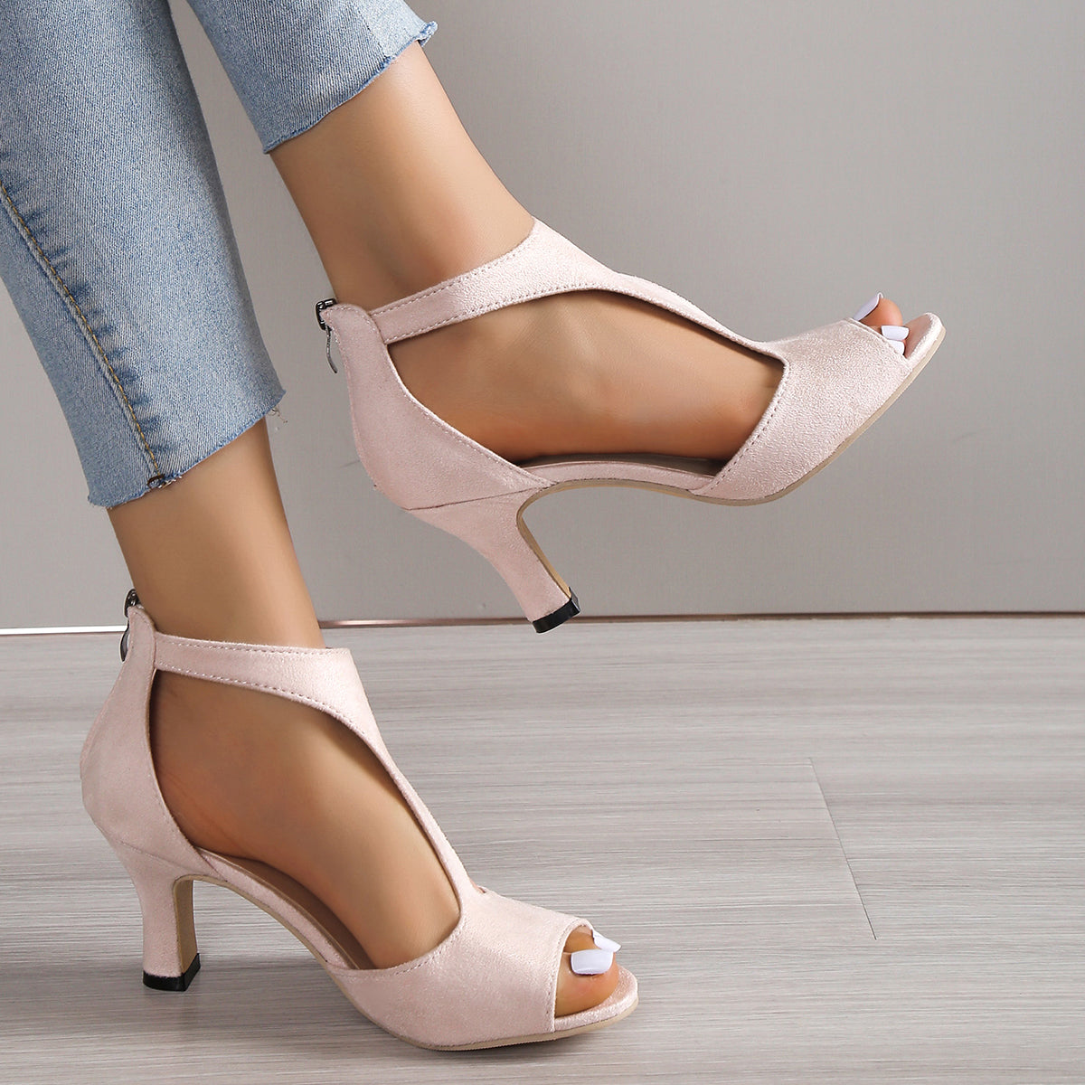 WOMEN ORTHOPEDIC MID-HEEL ROUND TOE SANDALS